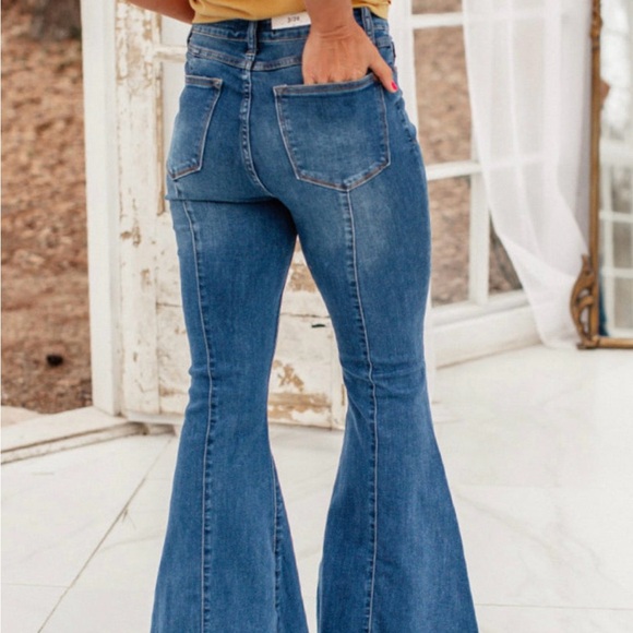 Classic Blue Flared Women's Jeans - Picture 3 of 6